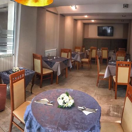 Hotel Anita Budva Bagian luar foto